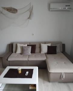 Apartments by the sea Sevid, Trogir - 18168