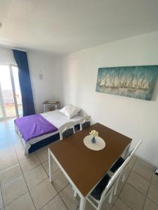 Apartments by the sea Sevid, Trogir - 18168