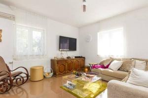 Family friendly house with a swimming pool Bisko, Zagora - 18181