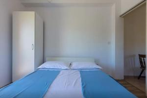 Apartments with a parking space Bibinje, Zadar - 18227