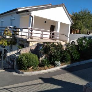 Apartments with a parking space Sveti Juraj, Senj - 18190