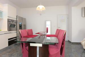 Apartments by the sea Sumpetar, Omis - 18286