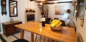 Apartments with parking space Rijeka - 18298