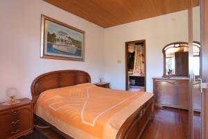 Apartments with WiFi Split - 18336