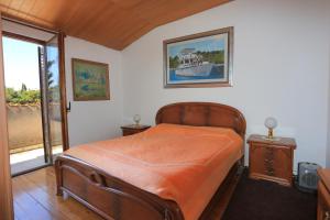 Apartments with WiFi Split - 18336