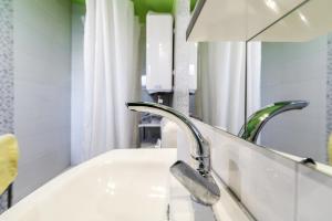 Apartments with parking space Zadar - 18338