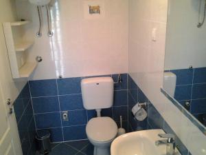 Apartments with a parking space Novalja, Pag - 18314