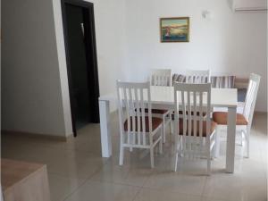 Apartment in Starigrad Paklenica with parking space