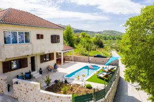 Family friendly house with a swimming pool Oslje, Dubrovnik - 18381 