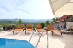 Family friendly house with a swimming pool Zupa Srednja, Zagora - 18369