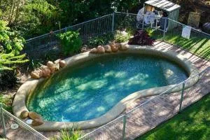 Oasis 1 On Eden - Rollingstone