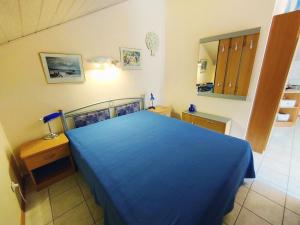 Apartments with parking space Crikvenica - 18410