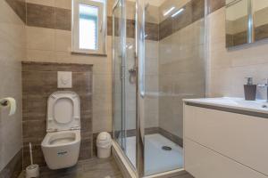 Apartments by the sea Simuni, Pag - 18386