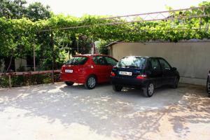 Apartments by the sea Barbat, Rab - 18462