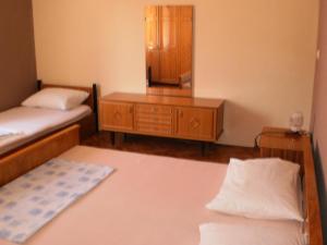 Apartments by the sea Pag - 18464