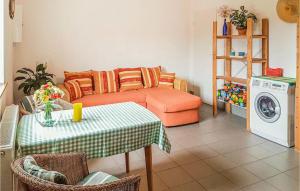 Stunning Home In Grzybowo