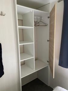 Campings MOBIL HOME Climatise G058 : photos des chambres