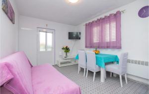 1 Bedroom Beautiful Apartment In Jelsa