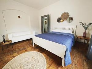 Old Dublin ‘Four sisters’