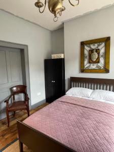 Old Dublin ‘Four sisters’