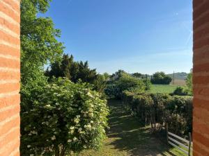 B&B / Chambres d'hotes Residence La Salamandre : Chambre Lits Jumeaux - Vue sur Jardin