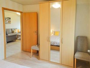 Hus-Pellworm-2-Ferienwohnung-Meereswelle