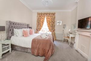 George Street Boutique Apartments with Free Parking