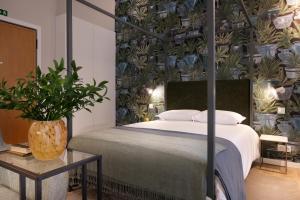 Cactus Apartment, by Bolhão Residences