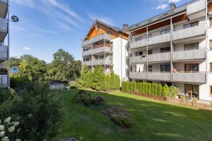 Warsaw Bemowo Apartment with Balcony by Renters