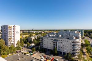 Belgradzka Apartment Warsaw by Renters