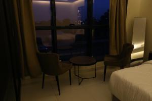 ايتن للشقق المخدومه