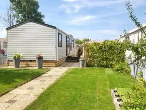 Chalet 555 op Recreatiepark De Wielen - Sint Maarten