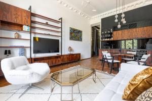 Designer Dream Home with Stunning View