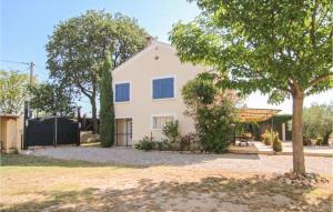 Maisons de vacances Stunning home in Carpentras with Outdoor swimming pool, WiFi and 4 Bedrooms : photos des chambres