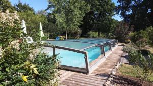 Maisons de vacances LE POULAILLER DE LA CHAYRIE : photos des chambres