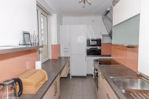 Beautiful 2-bedroom apartment near Schönbrunn