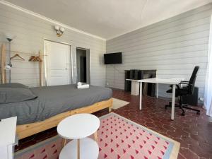 Appartements L’artiste Centre de Villeneuve Sur Yonne : photos des chambres