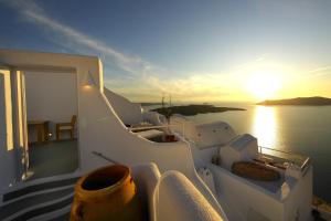 Ikastikies Suites Santorini Greece