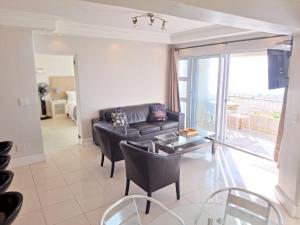 3 Bedroom Sea Facing Family Apartment Cape Town Moullie Point