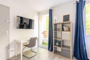 Appartements Studios avec parking, clim, balcon, proche tram : photos des chambres