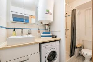 Appartements Studios avec parking, clim, balcon, proche tram : photos des chambres