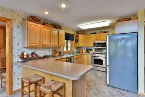 Sandy Lake Cabin ~Private Luxury Vacation Home~