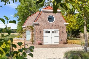 Beach & Forest Retreat -Domburg-