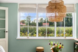 Beach & Forest Retreat -Domburg-