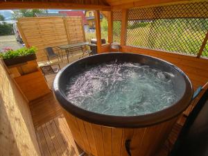 Apartamenty Na Przełaj - LUX - zewnętrzna sauna fińska i zewnętrzne gorące jacuzzi - cały rok!