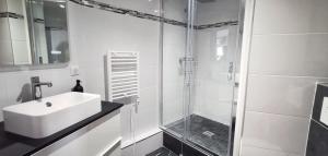 App 11 Mulhouse centre , 4 personnes