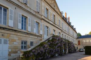 B&B / Chambres d'hotes Espace Bernadette Soubirous Nevers : photos des chambres