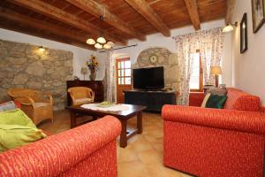 Family friendly house with a swimming pool Draga Bascanska, Krk - 19204