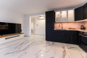 Apartments by the sea Vir - 19221