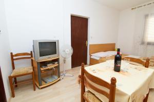 Apartments and rooms with parking space Crikvenica - 19125